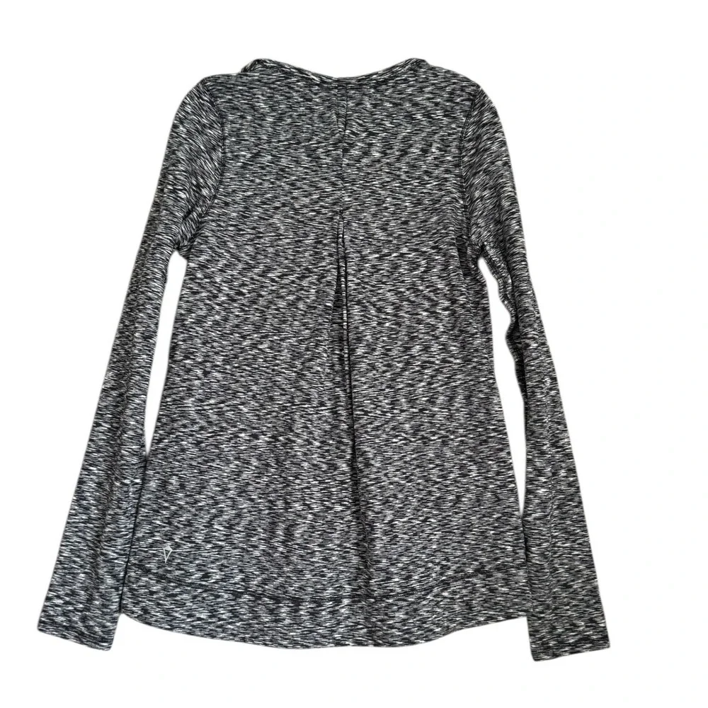 ivivva by lululemon Girls Long Sleeve Athletic Shirt Marled Black White‎ Size 14 - Picture 2 of 6